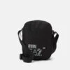 EA7 Emporio Armani Train Core Pouch Bag Unisex - Across Body Bag - Black/White