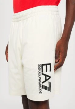 EA7 Emporio Armani TRAIN VISIBILITY - Shorts - Cream/black 17 EA7 Emporio Armani TRAIN VISIBILITY - Shorts - Cream/black -Total Wear Store 28b25e3c78924a0aab72c7bf3cd5e2fe
