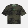 EA7 Emporio Armani UNISEX - Print T-shirt - Green Fancy -Total Wear Store 28e6e05a21674be9a30bde4e997c2d2b 1