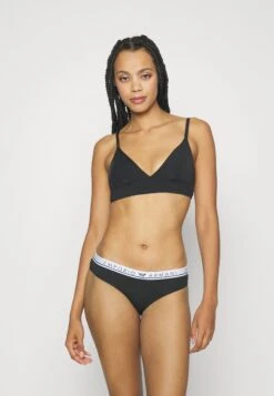 Emporio Armani Brief 2 Pack - Briefs - Nero Black -Total Wear Store 299d489be74541c4a22fd0a1ba1e4b89