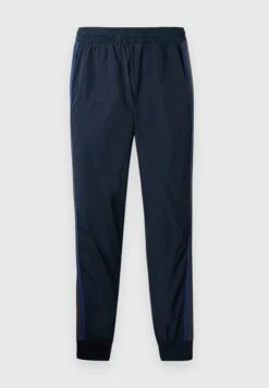 EA7 Emporio Armani ATHLETIC PANTS - Tracksuit Bottoms - Asphalt 17 EA7 Emporio Armani ATHLETIC PANTS - Tracksuit Bottoms - Asphalt -Total Wear Store 29c421e4a49149d78f318e4624e658dd 1