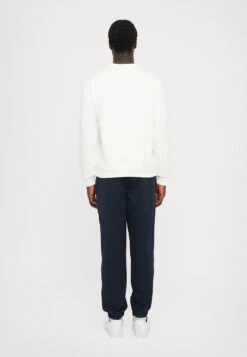 EA7 Emporio Armani TRAIN LOGO - Sweatshirt - White -Total Wear Store 2b353270f0fb412faba57ca82fdd9ceb