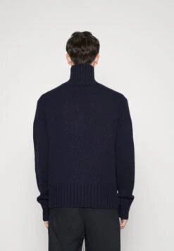 Emporio Armani Sweater - Jumper - Blu Navy 10 Emporio Armani Sweater - Jumper - Blu Navy -Total Wear Store 2c58d87f52fd4076ae3b37888bf186bd