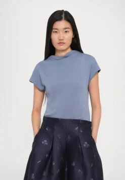 Emporio Armani SKIRT - A-line Skirt - Fancy Blue 12 Emporio Armani SKIRT - A-line Skirt - Fancy Blue -Total Wear Store 2e06f100568f4a3e9fc75c4cc264b986