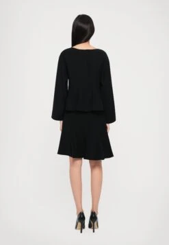 Emporio Armani Blouse - Black 13 Emporio Armani Blouse - Black -Total Wear Store 2e5ec4bdd81f45e3b3a5ef8bc298c530