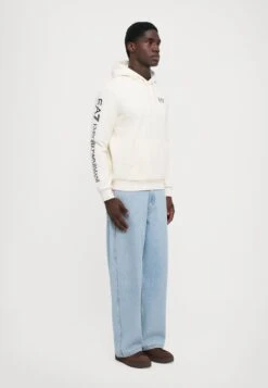 EA7 Emporio Armani TRAIN LOGO SERIES HOODIE EXTENDED - Hoodie - Vanilla Ice -Total Wear Store 2ec1d66fd89b4818a899e0db0df426cd