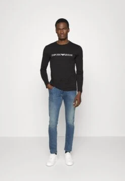 Emporio Armani 5 Pockets Pant - Slim Fit Jeans - Denim Blu -Total Wear Store 2fe01a6cdf8f4fa38162d4787afcc699