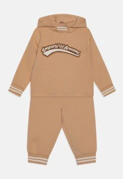Emporio Armani Baby Tracksuits Unisex - Tracksuit - Zenzero Chiaro