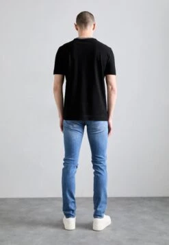 Emporio Armani 5 POCKETS PANT - Slim Fit Jeans - Light Blue Denim 0943 12 Emporio Armani 5 POCKETS PANT - Slim Fit Jeans - Light Blue Denim 0943 -Total Wear Store 30f48f7ee7bc4260955c1ac585f6236a