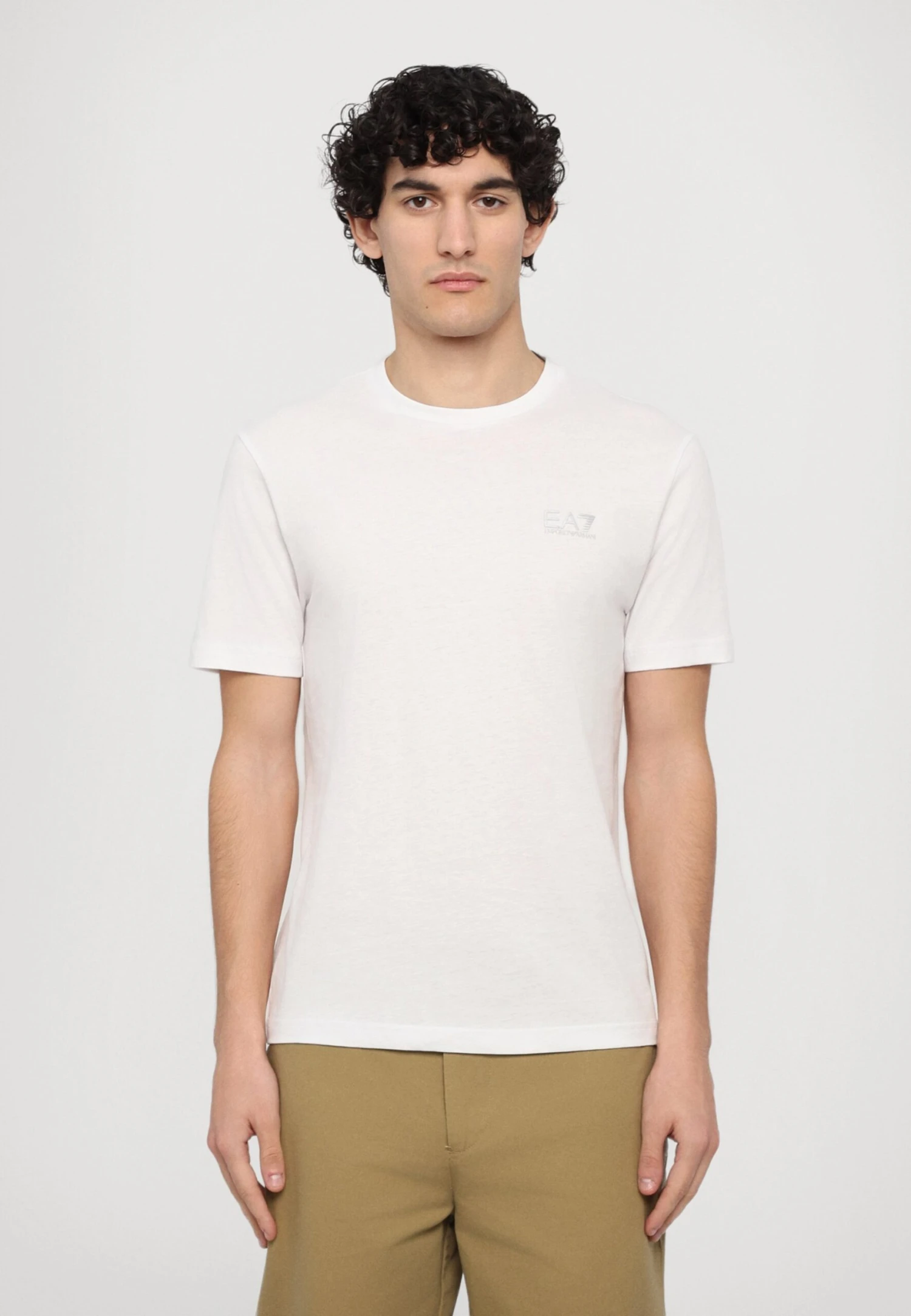 EA7 Emporio Armani TRAIN CORE TEE - Basic T-shirt - White 3 EA7 Emporio Armani TRAIN CORE TEE - Basic T-shirt - White