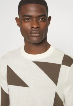 Emporio Armani Jumper - Bianco Panna -Total Wear Store 34f25caf601d4873a75a94ef203017ea