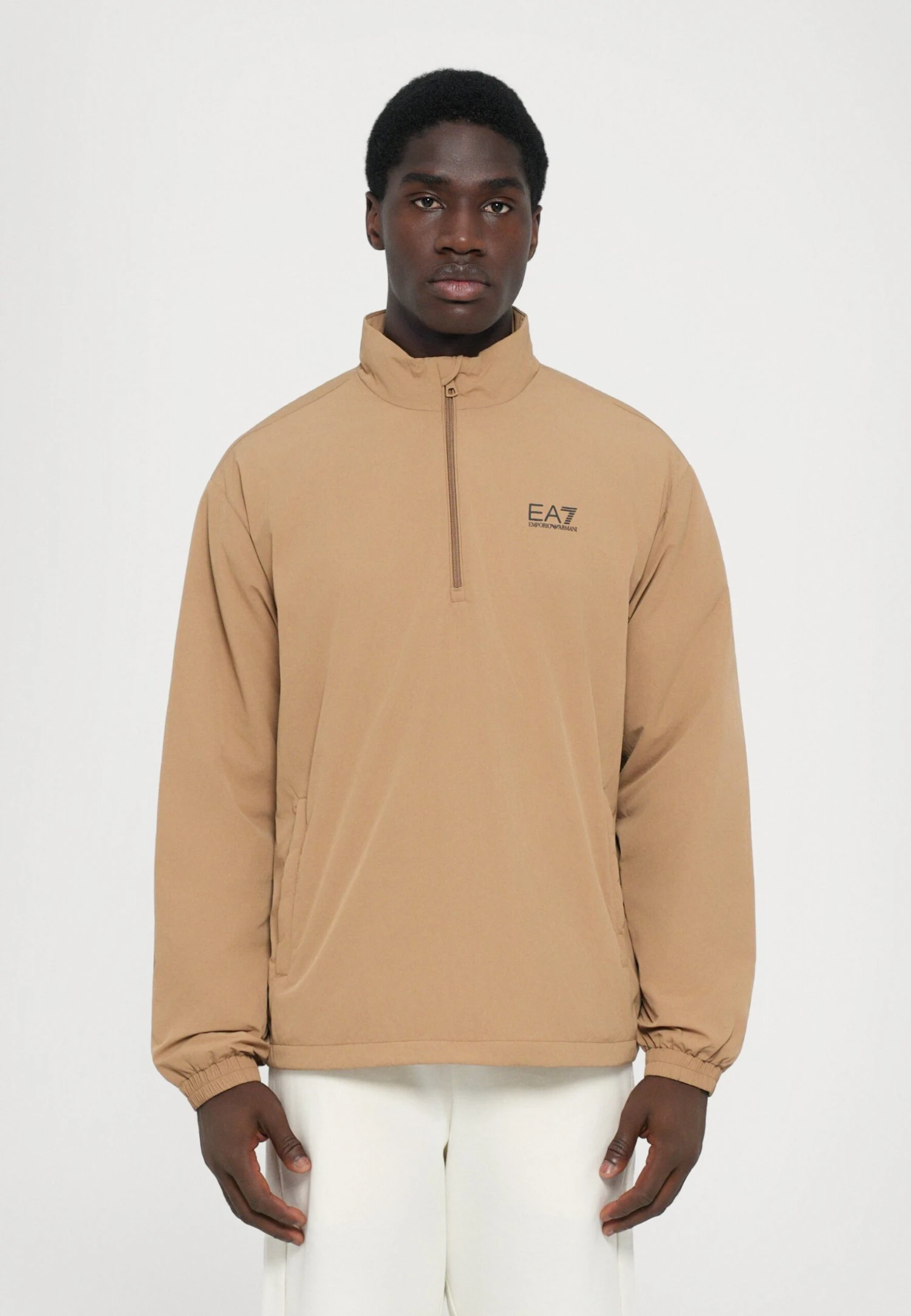 EA7 Emporio Armani TRAIN CORE - Light Jacket - Tigers Eye 3 EA7 Emporio Armani TRAIN CORE - Light Jacket - Tigers Eye