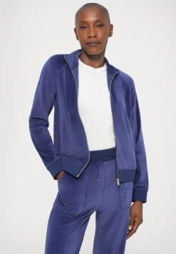 EA7 Emporio Armani TROUSER - Tracksuit Bottoms - Blue 13 EA7 Emporio Armani TROUSER - Tracksuit Bottoms - Blue -Total Wear Store 35a5d5a0c75441ec84df342774f75a40