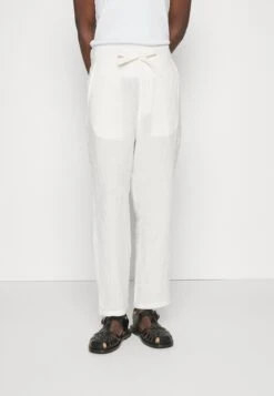 Emporio Armani Trouser - Trousers - Bianco Panna