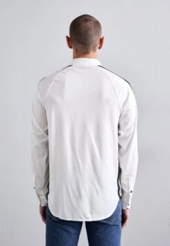 Emporio Armani Shirt - Snow White 11 Emporio Armani Shirt - Snow White -Total Wear Store 369e9d921eda4facb1ec89ae8ebc7812