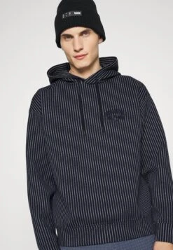 Emporio Armani Sweatshirt - Navy -Total Wear Store 3701800de79942be9bfd227c54c9671b