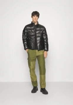 EA7 Emporio Armani Winter Jacket - Nero -Total Wear Store 3731b3b2bba54887b5e2ad076289e3b5