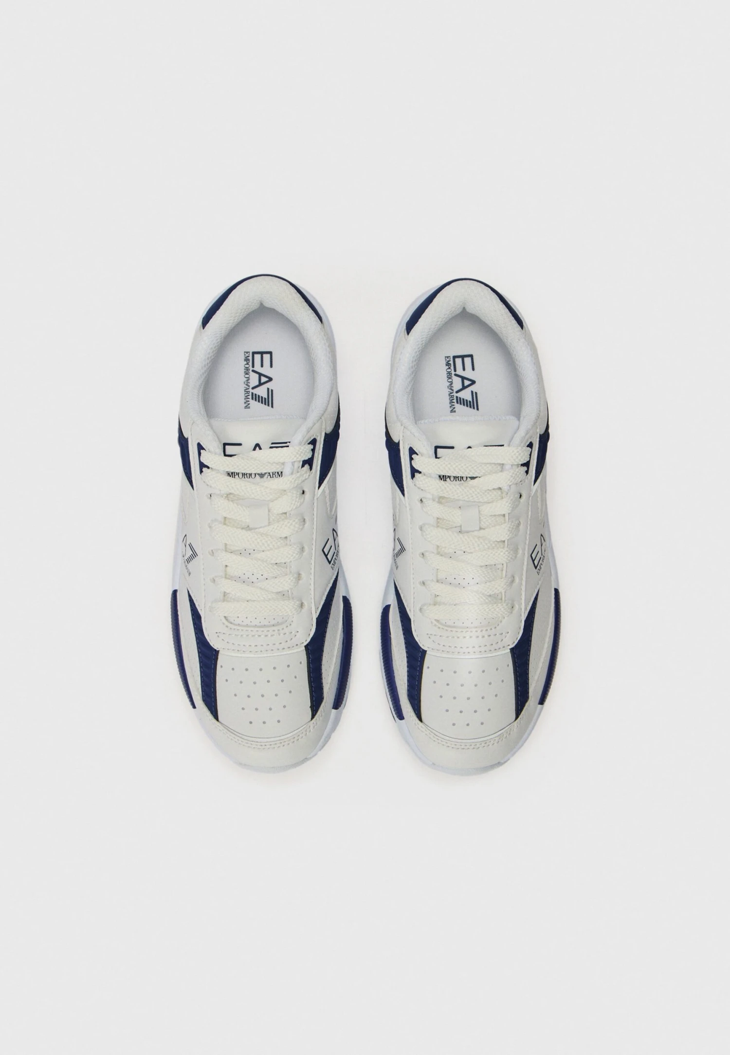 EA7 Emporio Armani CARTER UNISEX - Trainers - White 6 EA7 Emporio Armani CARTER UNISEX - Trainers - White - Image 4