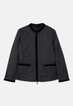Emporio Armani JACKET - Light Jacket - Nero 14 Emporio Armani JACKET - Light Jacket - Nero -Total Wear Store 3927931c0baa472287684c24fa10a4b0
