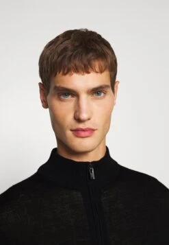 Emporio Armani Cardigan - Cardigan - Nero -Total Wear Store 39b112738dfd46ca80ea804faf62f3ef