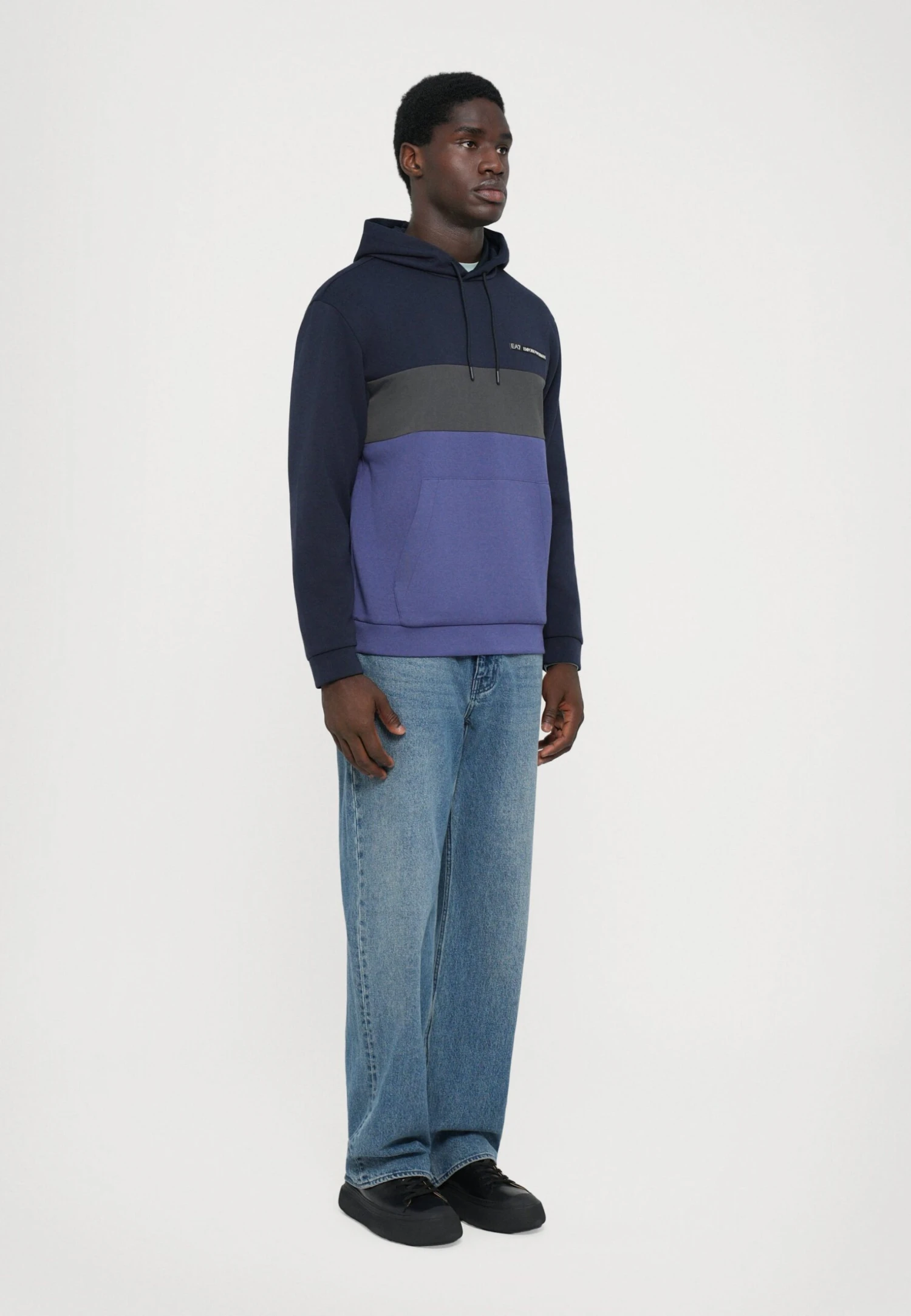 EA7 Emporio Armani TRAIN ATHLETIC - Hoodie - Blue 6 EA7 Emporio Armani TRAIN ATHLETIC - Hoodie - Blue - Image 4