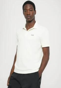EA7 Emporio Armani TRAIN VISIBILITY POLO - Polo Shirt - Cream/black -Total Wear Store 3a22db99e85f44999c428e3587020dd6