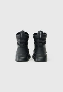 EA7 Emporio Armani FLAKES UNISEX - High-top Trainers - Full Black -Total Wear Store 3c0d85957d3f434d92527c5527c2277d