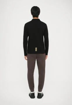 EA7 Emporio Armani TRAIN CORE - Long Sleeved Top - Black/gold-coloured -Total Wear Store 3d488380d0144431b1bb00d4d8b1a93a