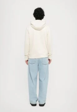 EA7 Emporio Armani TRAIN LABEL HOODIE ALCANTARA - Zip-up Sweatshirt - Rainy Day -Total Wear Store 417fe2b5c14946e38e539758ebd8219e