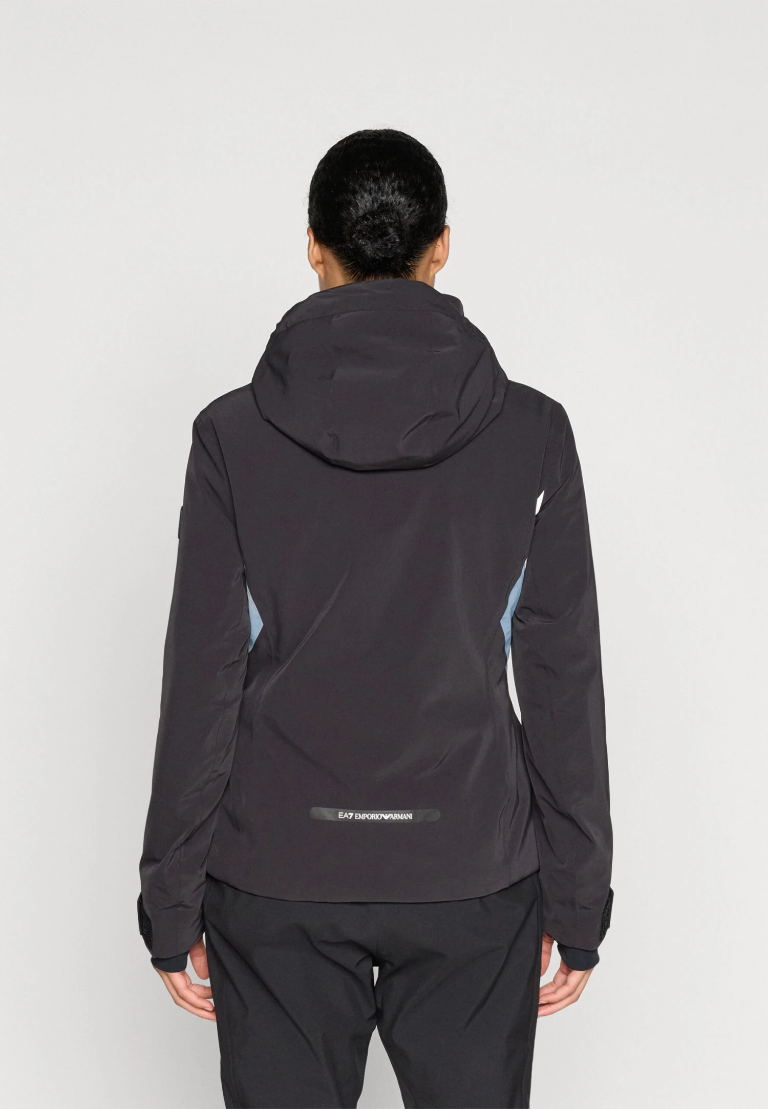 EA7 Emporio Armani CORTINA COLORBLOCK - Ski Jacket - Black 5 EA7 Emporio Armani CORTINA COLORBLOCK - Ski Jacket - Black - Image 3