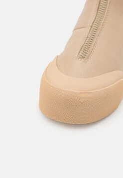 Emporio Armani Boot - Platform Ankle Boots - Beige -Total Wear Store 428f0f9473f442db8acd8bf3e75f918f