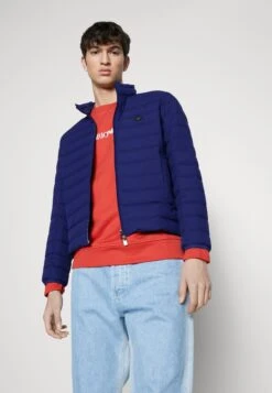 Emporio Armani Jacket - Down Jacket - Blu Faro -Total Wear Store 42ce1804583d43a88fced971fdd62be6
