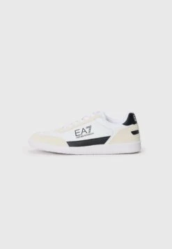 EA7 Emporio Armani NEW HERITAGE UNISEX - Trainers - Triple Black/white -Total Wear Store 42e1daee9c2348859855474e5202d38f