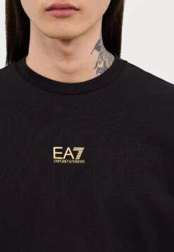 EA7 Emporio Armani TRAIN CORE - Sweatshirt - Black -Total Wear Store 4385016d9e8a4817a5ff52d5dfa6105e