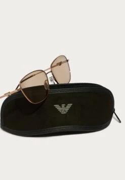 Emporio Armani Sunglasses - Rose Gold-coloured/brown/grey 9 Emporio Armani Sunglasses - Rose Gold-coloured/brown/grey -Total Wear Store 439296da7e33483dbab0562070665198