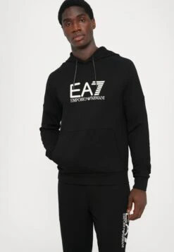 EA7 Emporio Armani TRAIN VISIBILITY HOODIE - Sweatshirt - Black/cream -Total Wear Store 445d675906a443f5bae8427394956fba