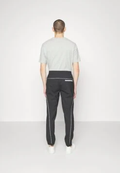 Emporio Armani Trouser - Trousers - Ferro -Total Wear Store 45657c651559466b81907778f9b3fbcc