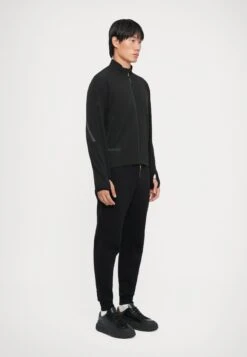 EA7 Emporio Armani MOUNTAIN URBAN ESCAPE - Light Jacket - Black -Total Wear Store 458efa0f07af4bb580ac71305914c762