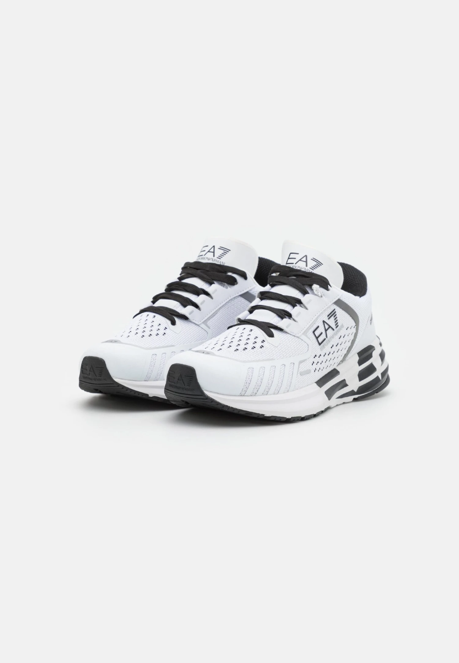 EA7 Emporio Armani Crusher Distance Unisex - Trainers - White/Black 4 EA7 Emporio Armani Crusher Distance Unisex - Trainers - White/Black - Image 2