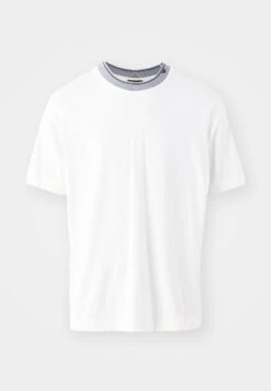 Emporio Armani Basic T-shirt - Iconico Blu Navy 17 Emporio Armani Basic T-shirt - Iconico Blu Navy -Total Wear Store 45aa5470ba89470c898196a240cd2cbe