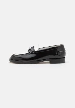 Emporio Armani Loafer - Slip-Ons