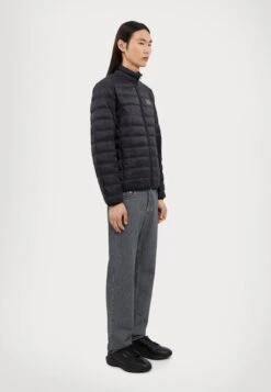 EA7 Emporio Armani TRAIN CORE JACKET - Down Jacket - Black -Total Wear Store 47894bb561a54fb6a838f30b0476312b