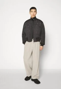 Emporio Armani Blouson - Bomber Jacket - Nero -Total Wear Store 47b527bec0c048739ea3b099137ad490