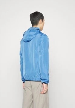 EA7 Emporio Armani Windbreaker - Blau -Total Wear Store 47c87163b8f64ce78577dfd5758b4055