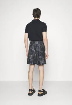 Emporio Armani Pantaloni - Shorts - Blu -Total Wear Store 47ea97b8c0b5409696d2d36bf2c3adb7