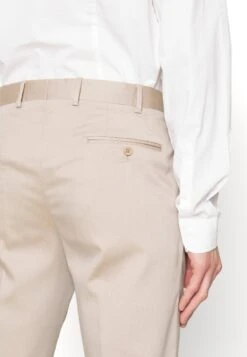 Emporio Armani Suit Set - Suit - Beige 21 Emporio Armani Suit Set - Suit - Beige -Total Wear Store 491e16ef2b22446f98d1c525674bf070