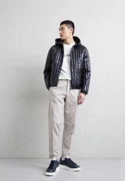 Emporio Armani Icon - Trainers - Navy -Total Wear Store 49f5cdd4668d490a9277128fa941d591