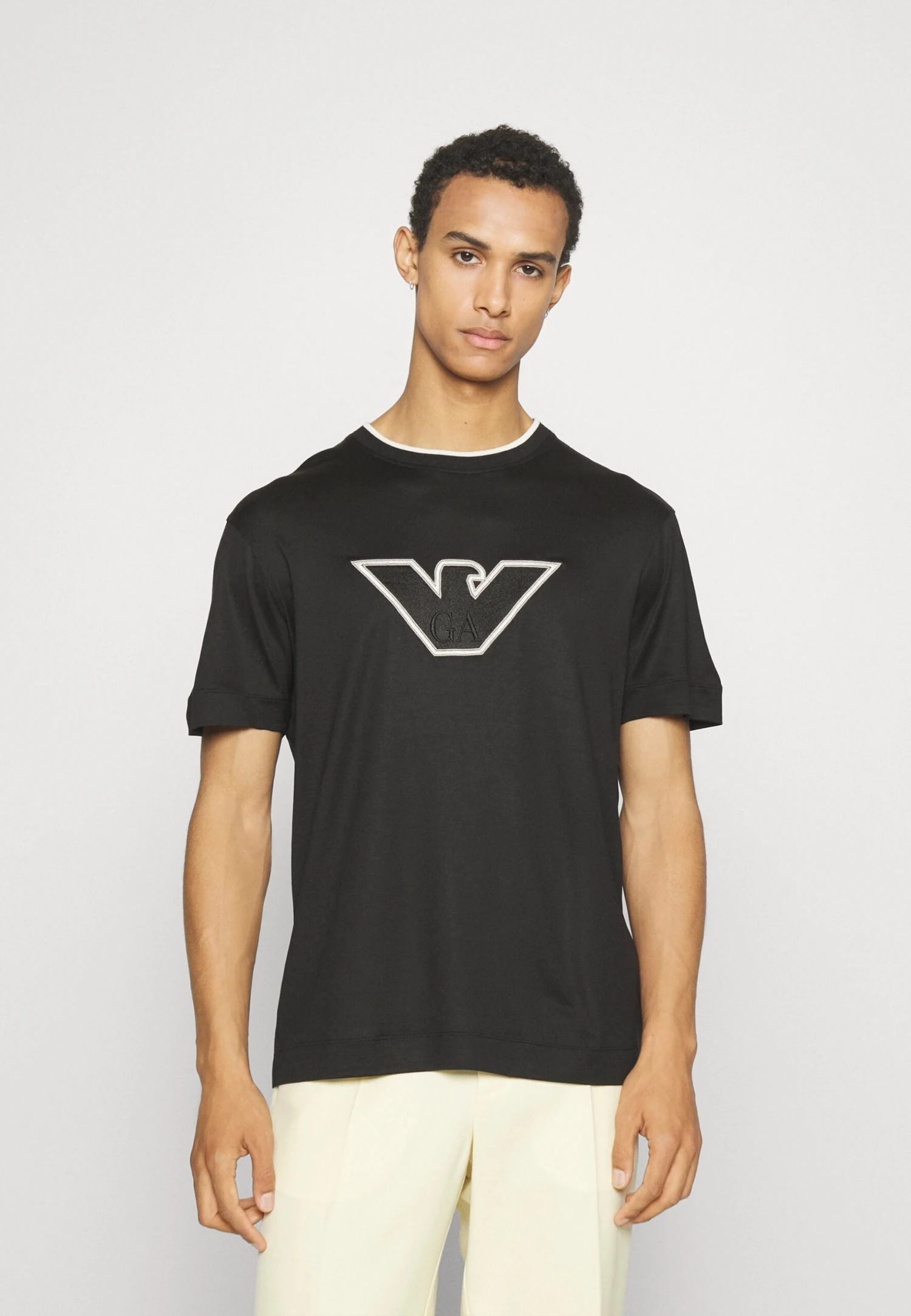 Emporio Armani Print T-Shirt - Black 3 Emporio Armani Print T-Shirt - Black