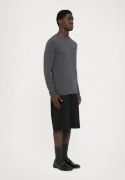 EA7 Emporio Armani TRAIN CORE TEE - Long Sleeved Top - Asphalt -Total Wear Store 4b15f1e6a971422ab3a16fd6a9c16adc