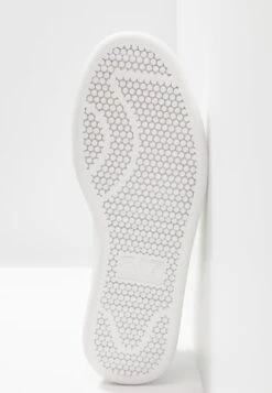 EA7 Emporio Armani Classic Unisex - Trainers - White -Total Wear Store 4e18533a16704c9091f4a22b18921533